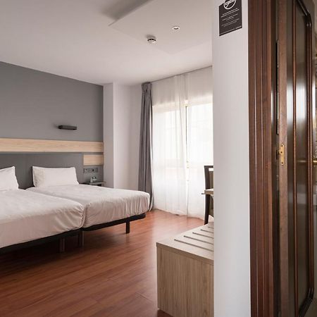 Hotel Alda Centro Gijón Esterno foto