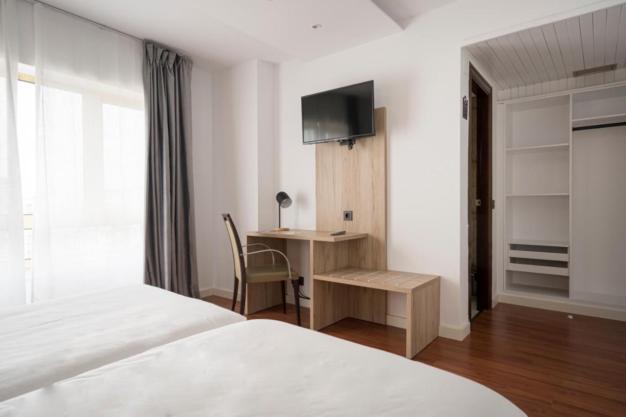 Hotel Alda Centro Gijón Esterno foto